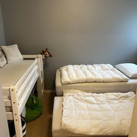 Romslig Naer Sentrum Apartamento Stavanger